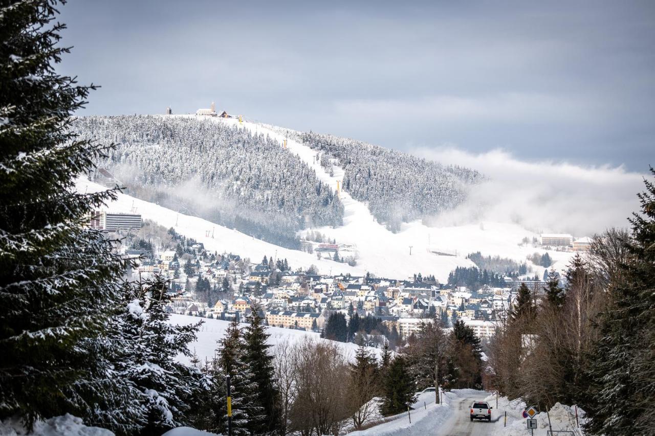 Ski Chalet Klinovec Loučná pod Klínovcem Zewnętrze zdjęcie