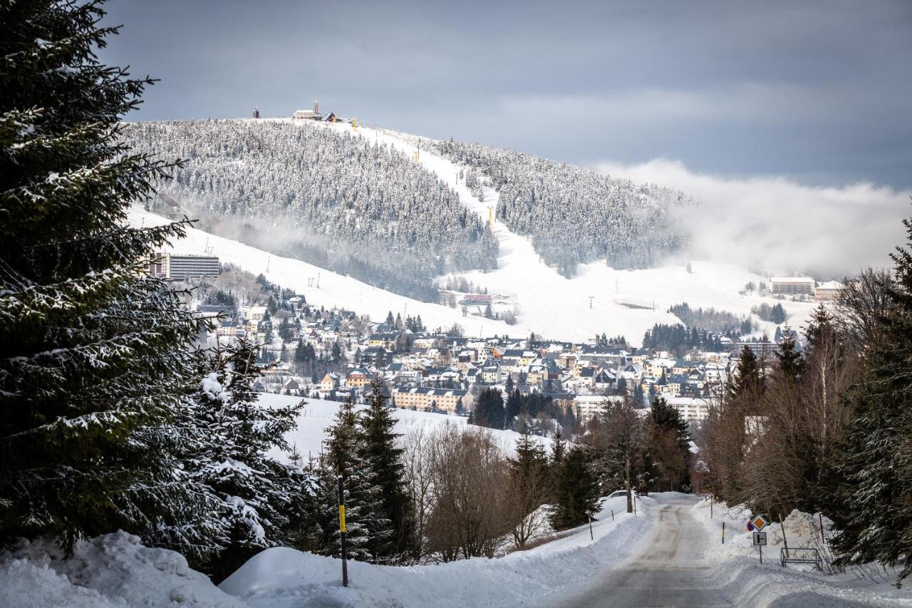 Ski Chalet Klinovec Loučná pod Klínovcem Zewnętrze zdjęcie