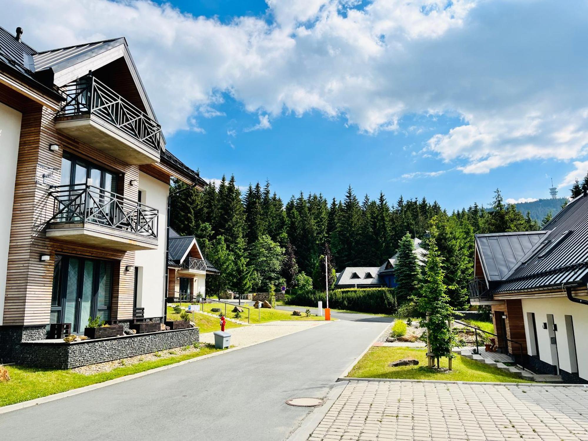 Ski Chalet Klinovec Loučná pod Klínovcem Zewnętrze zdjęcie