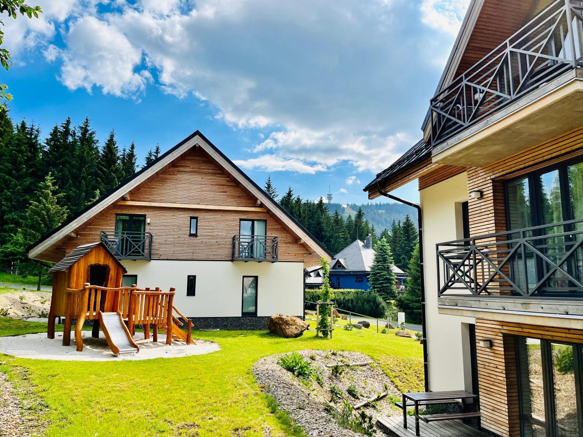 Ski Chalet Klinovec Loučná pod Klínovcem Zewnętrze zdjęcie